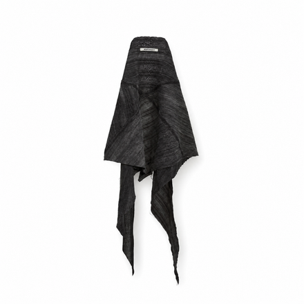 Sand-City Dyed Raw-Edge Scarf （Black）